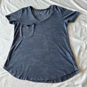 Z Supply V-Neck Pocket Tee Size L